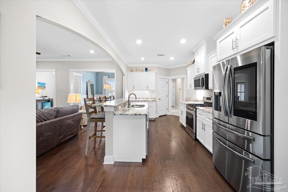 1504 Cadence Loop