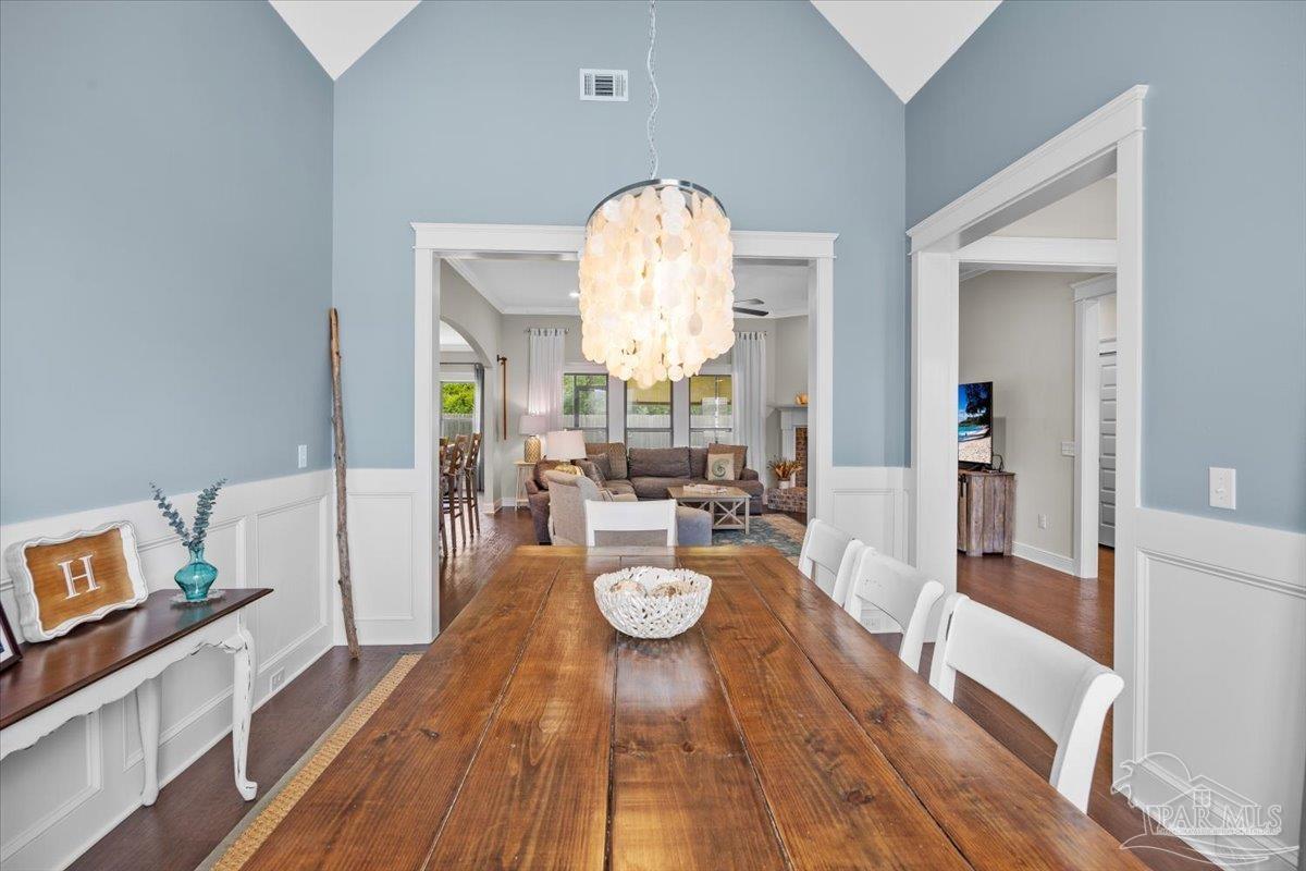 1504 Cadence Loop