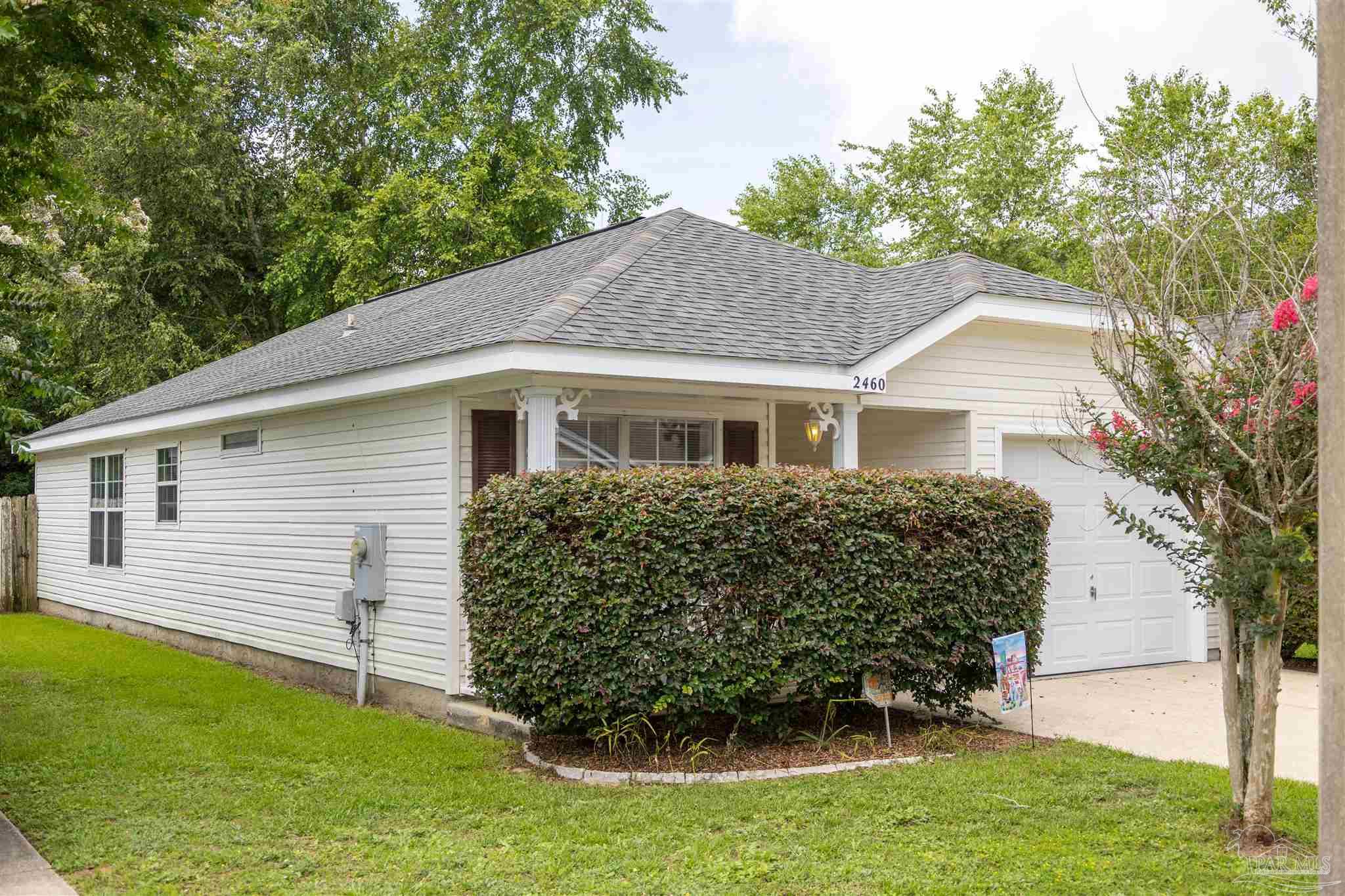 2460 Trailwood Dr