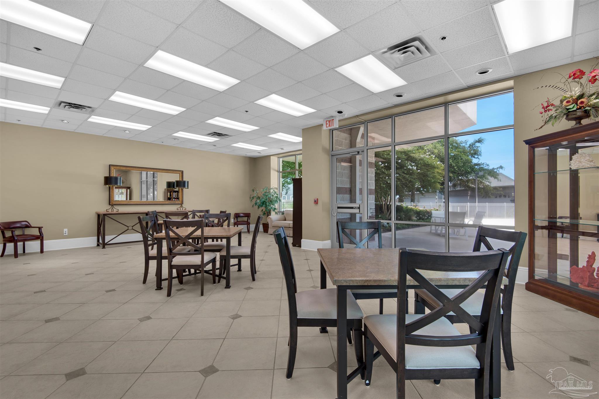 1700 Scenic Hwy # 604