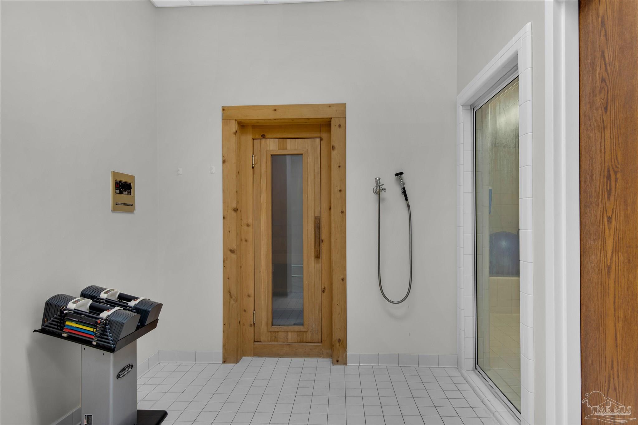 1700 Scenic Hwy # 604