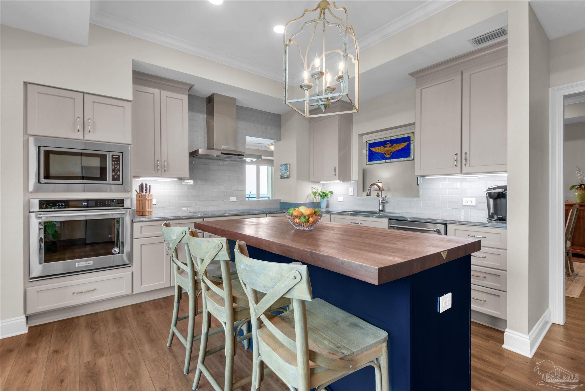 1700 Scenic Hwy # 604