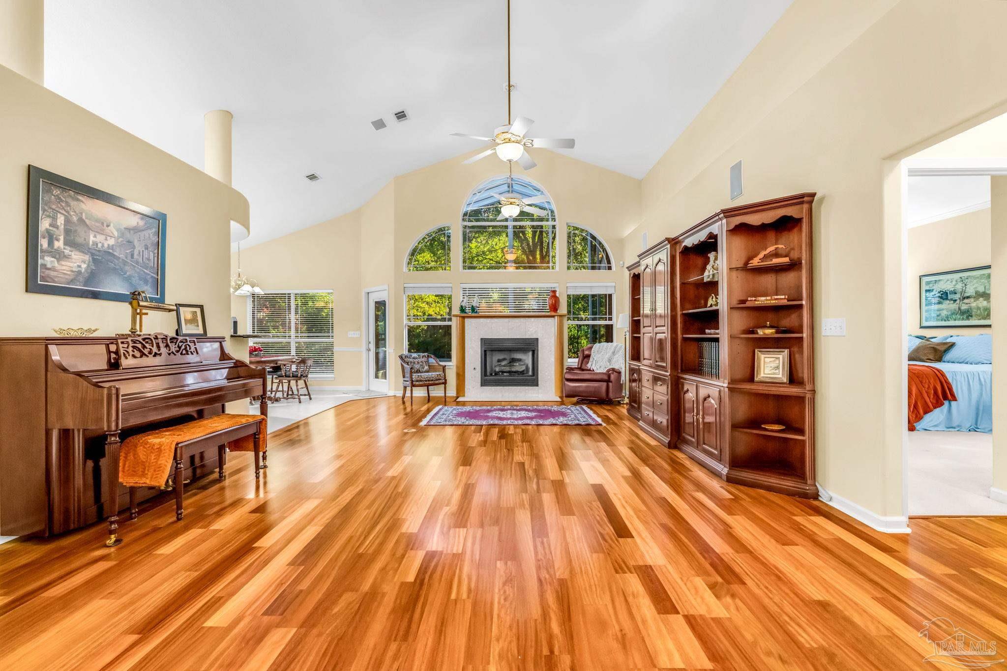 10164 Bittern Dr