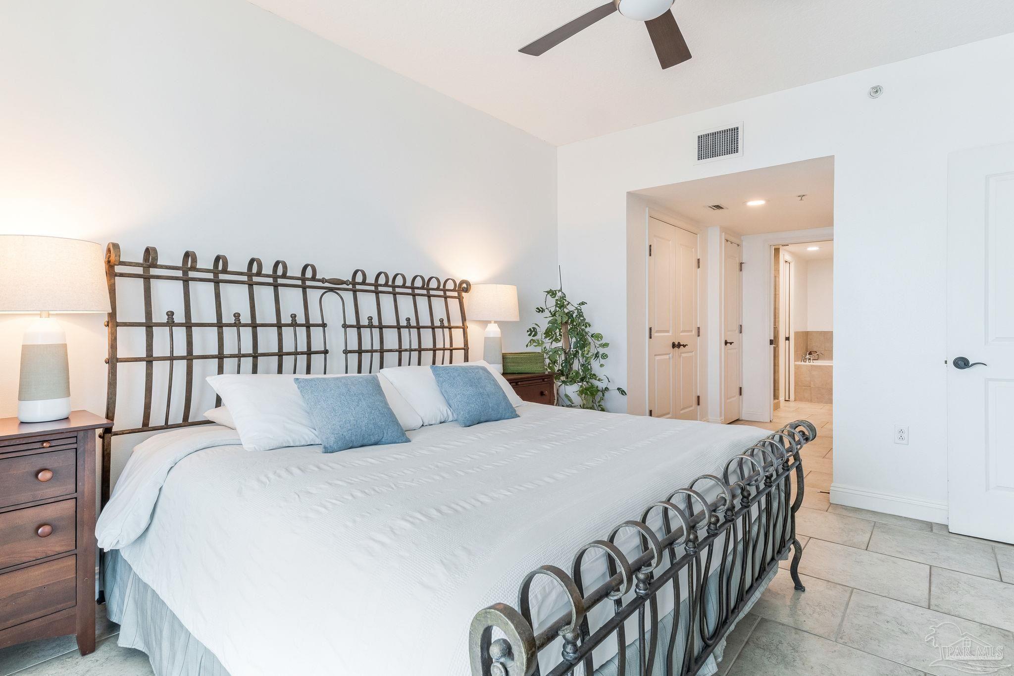 2 Portofino Dr # 1702