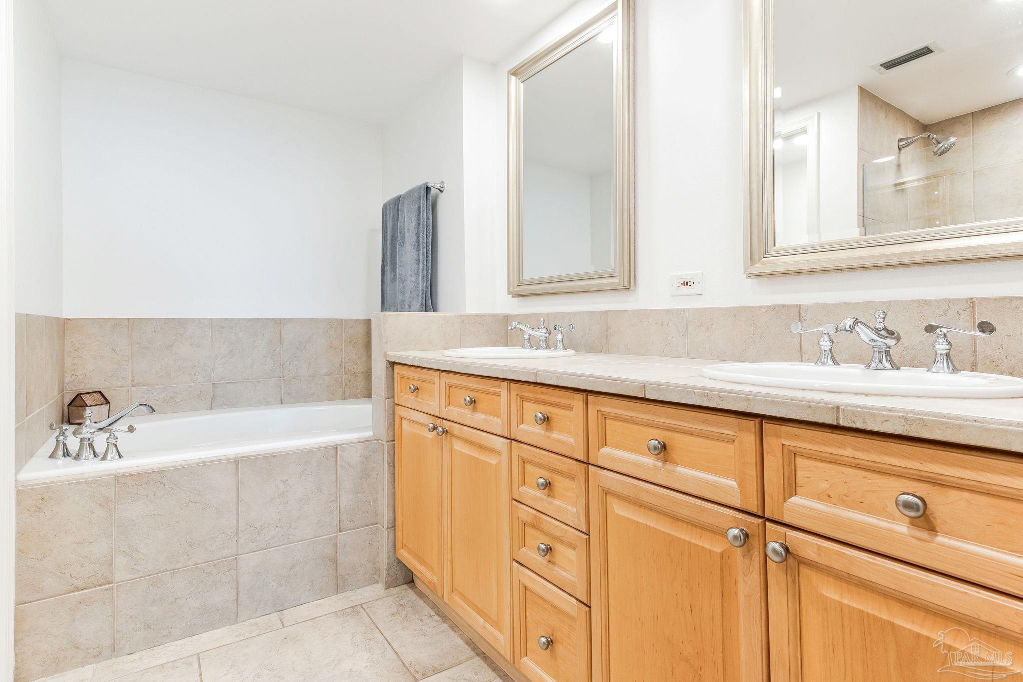 2 Portofino Dr # 1702