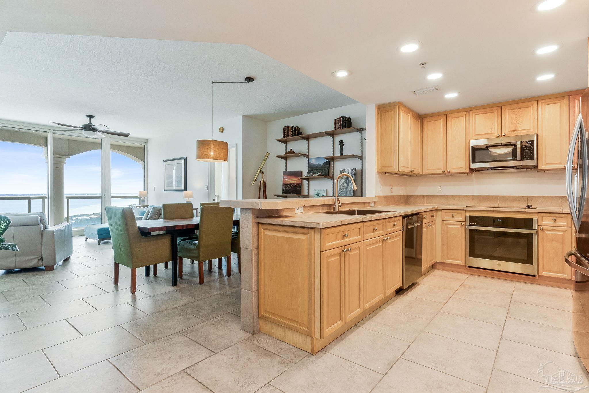 2 Portofino Dr # 1702