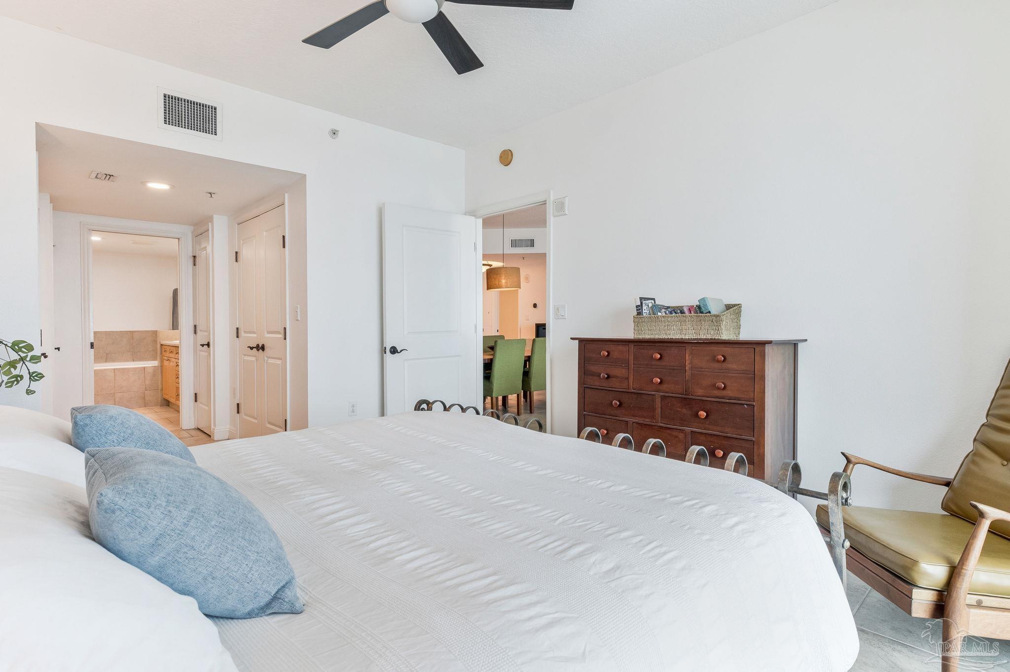 2 Portofino Dr # 1702