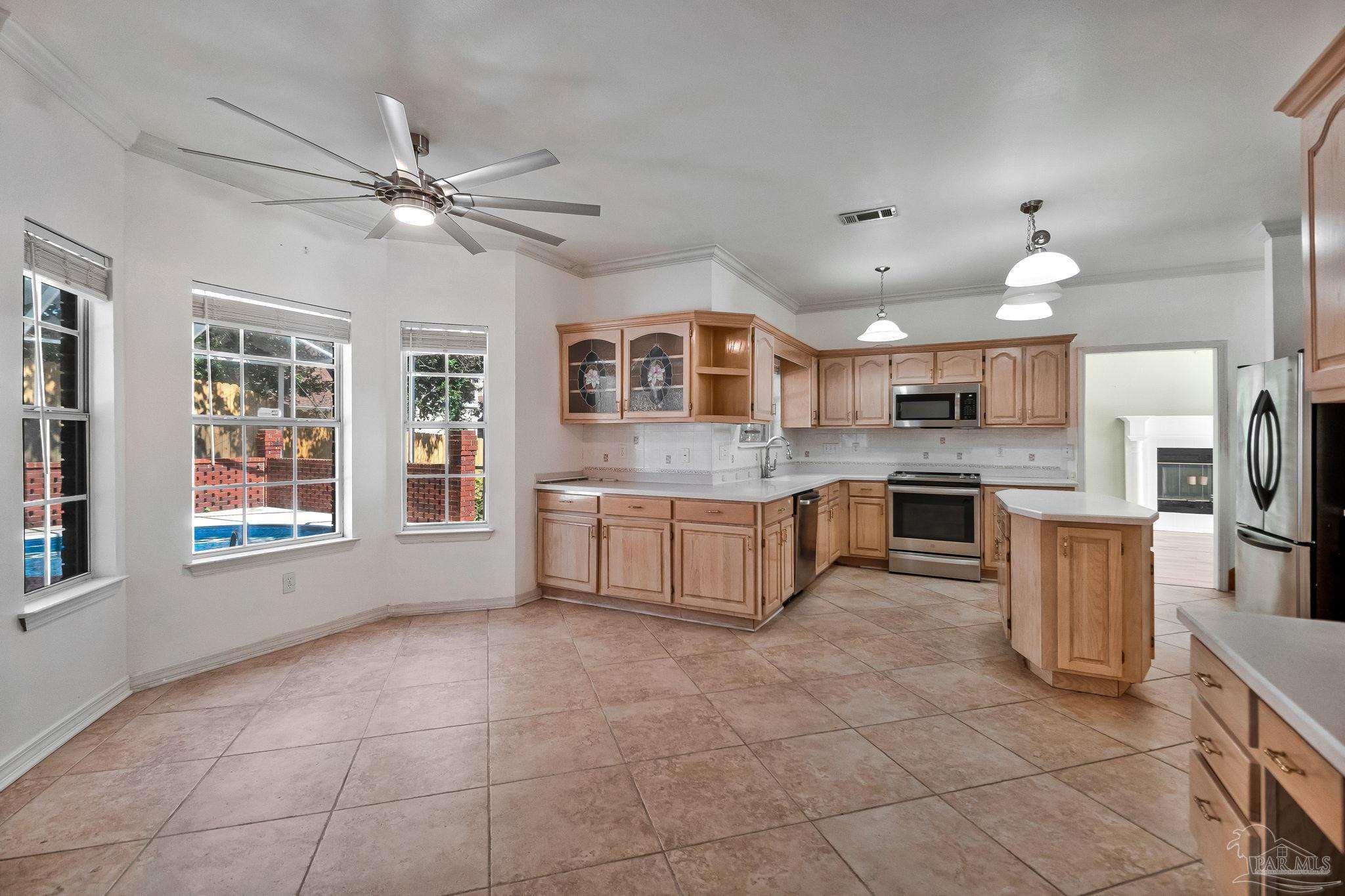 4530 Baywalk Cir