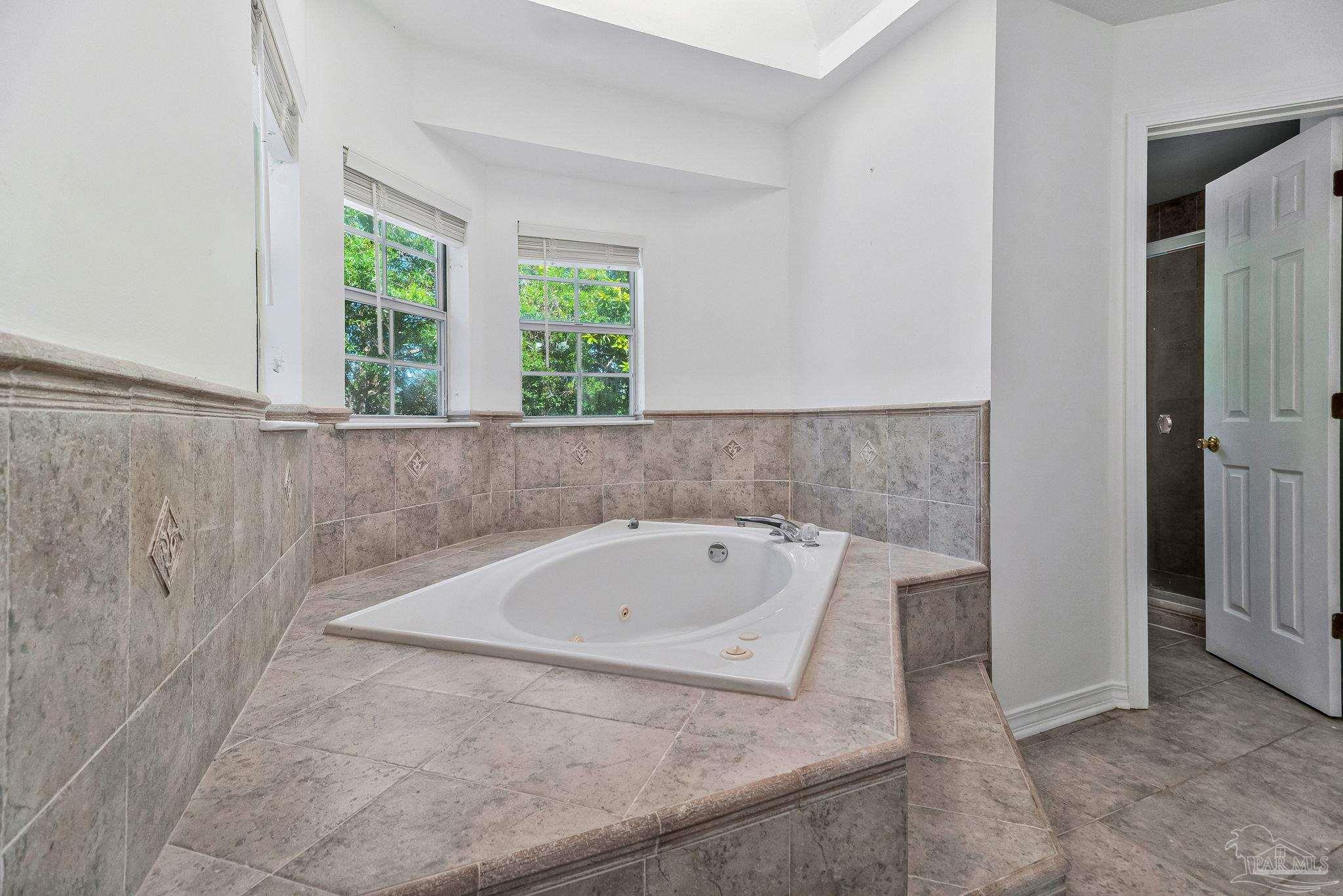 4530 Baywalk Cir