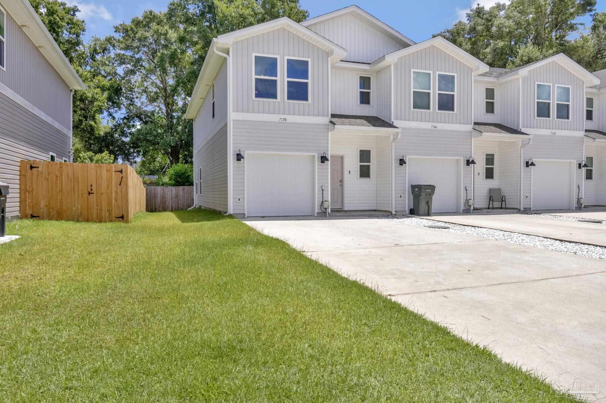 7150 Village Ln