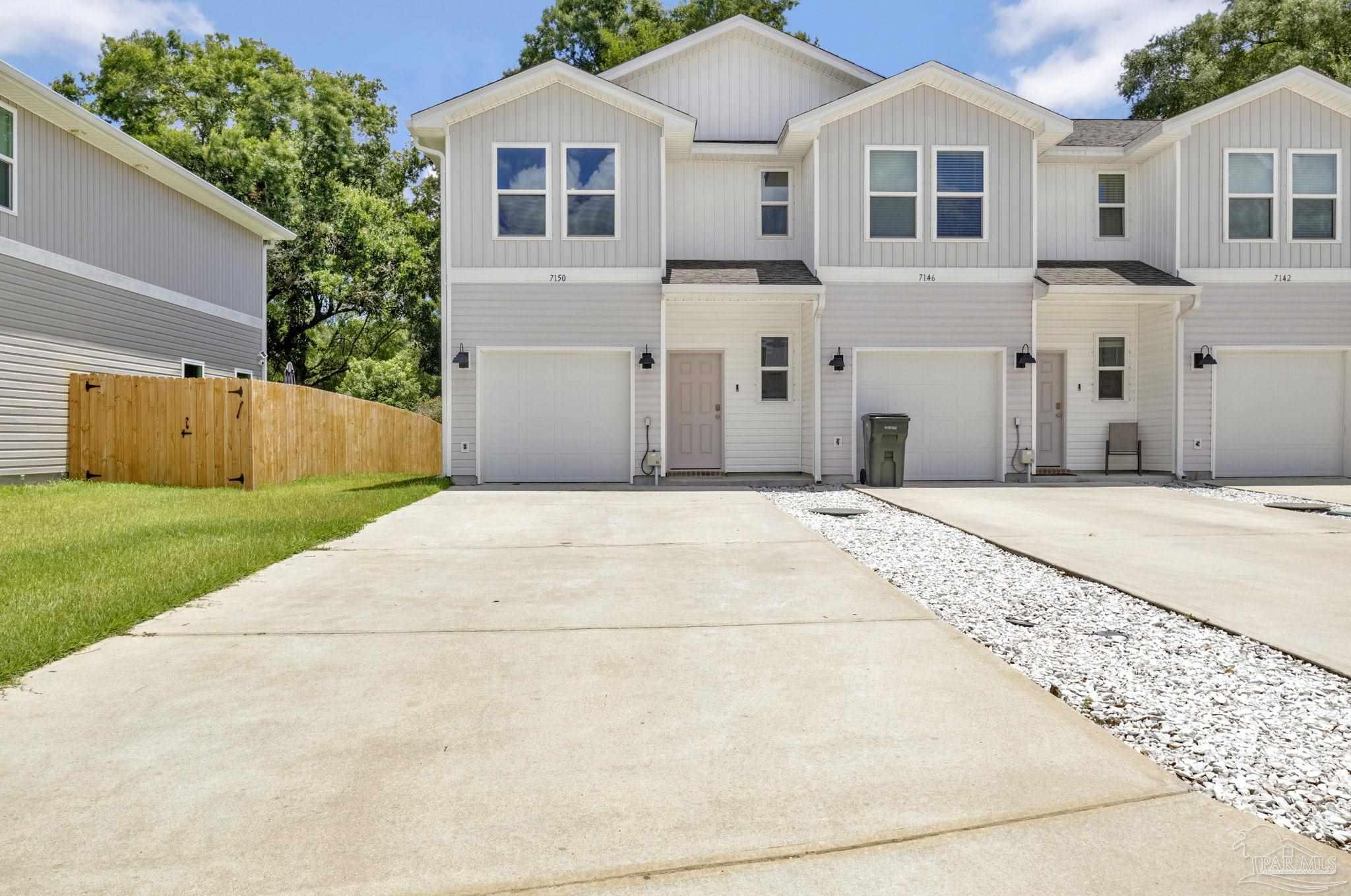 7150 Village Ln