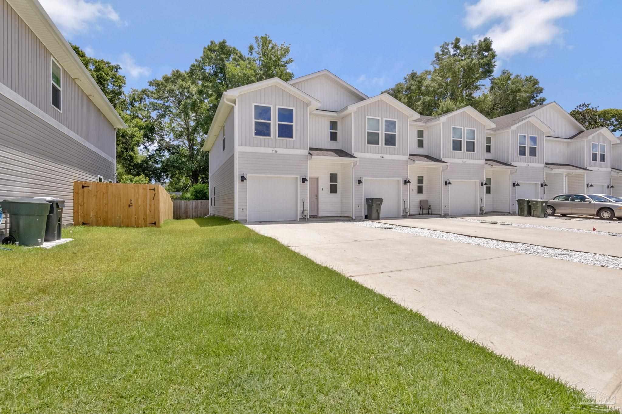 7150 Village Ln