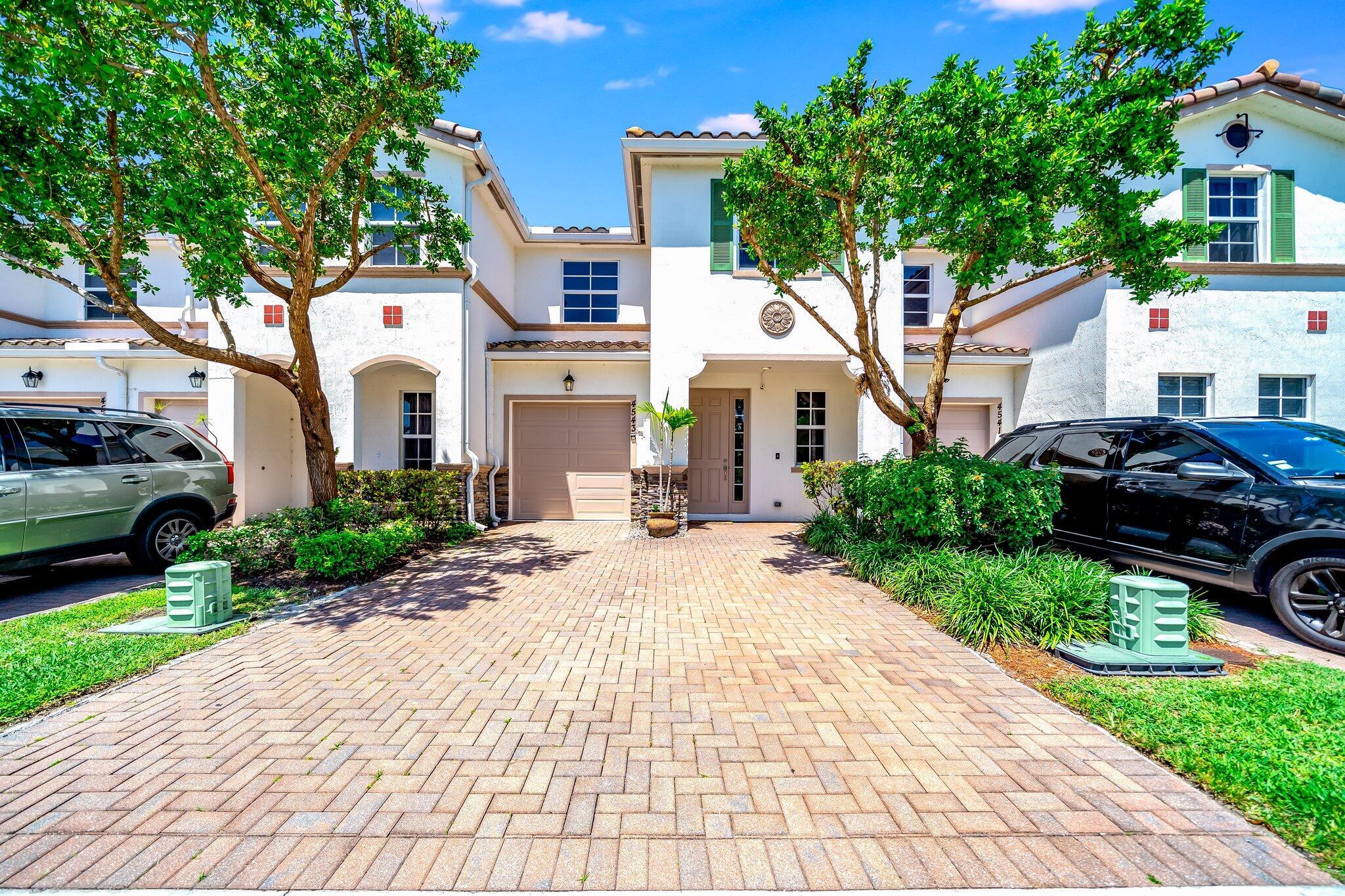 4543 Tara Cove Way West Palm Beach Fl Us 33417 B26043388