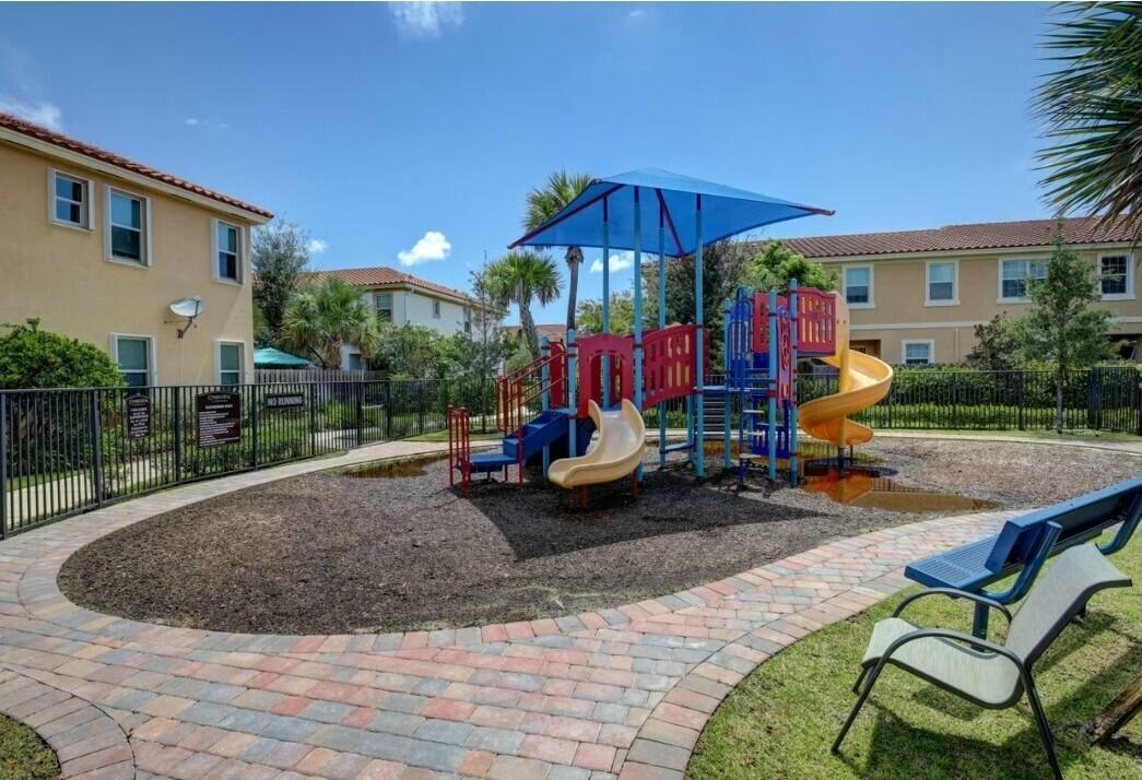 5182 Ashley River Road