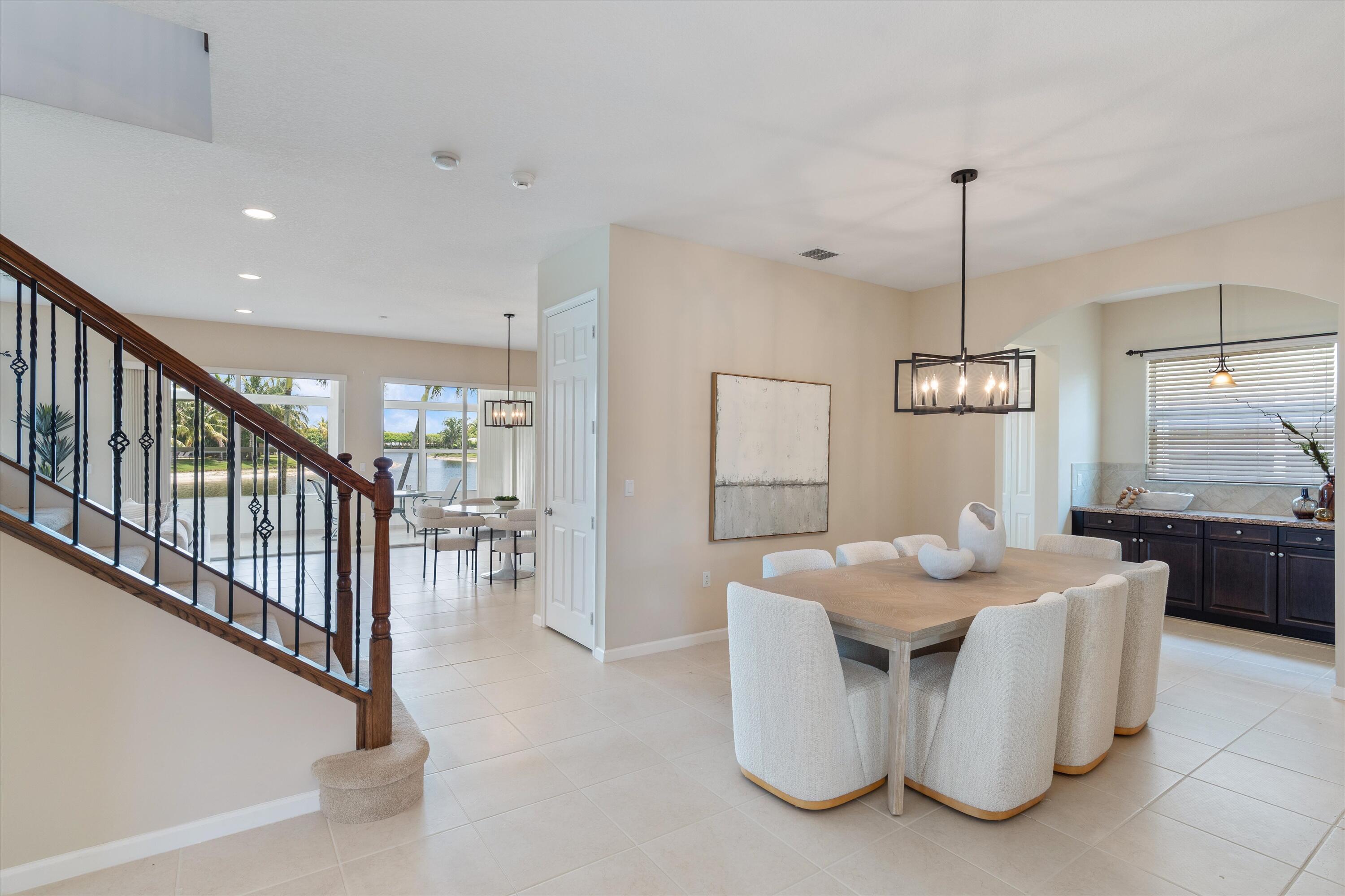 9692 Phipps Lane