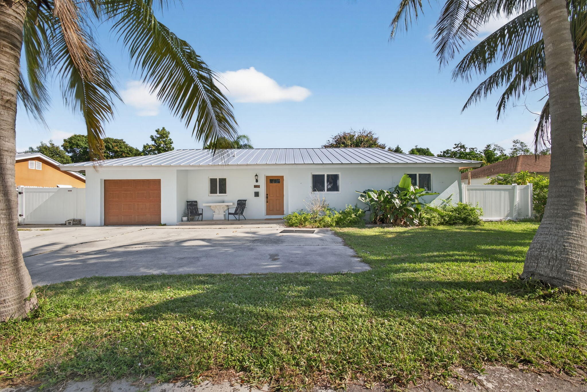 720 Prosperity Farms Road
