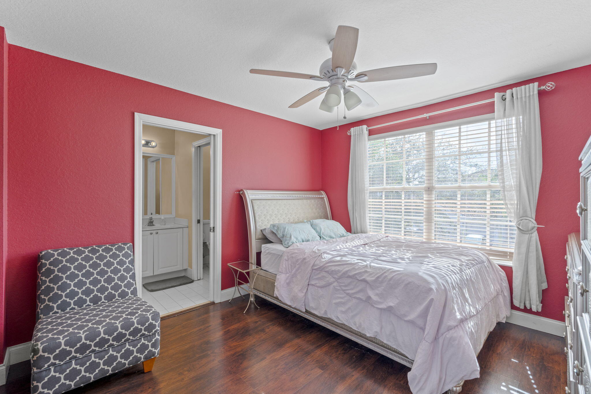 5033 Solar Point Drive