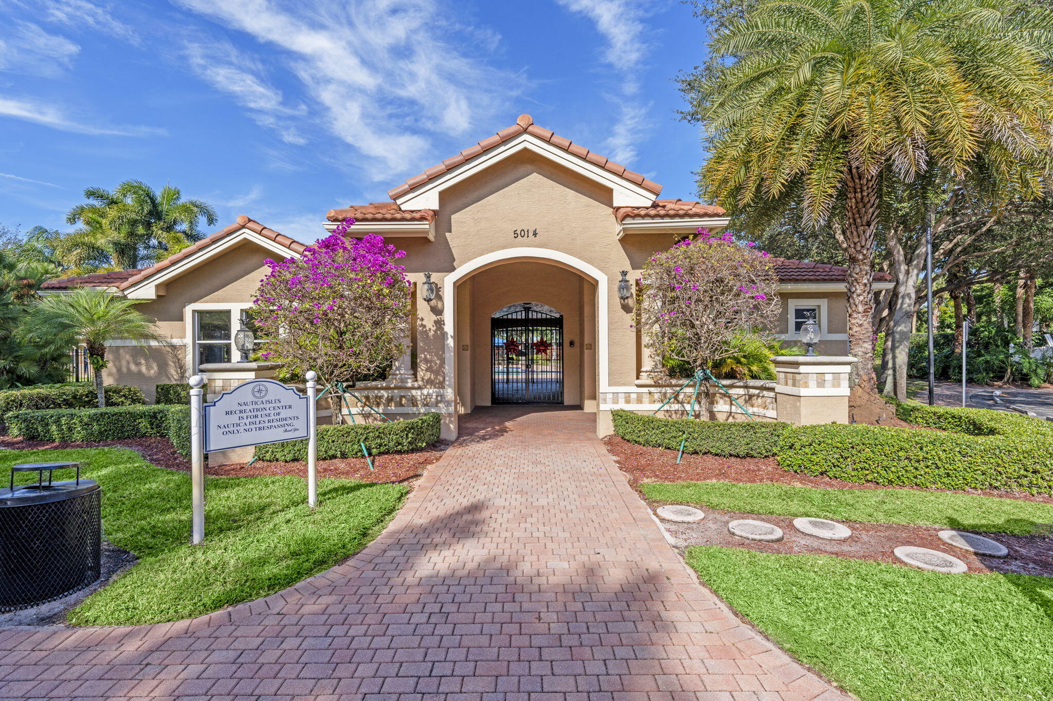 5033 Solar Point Drive