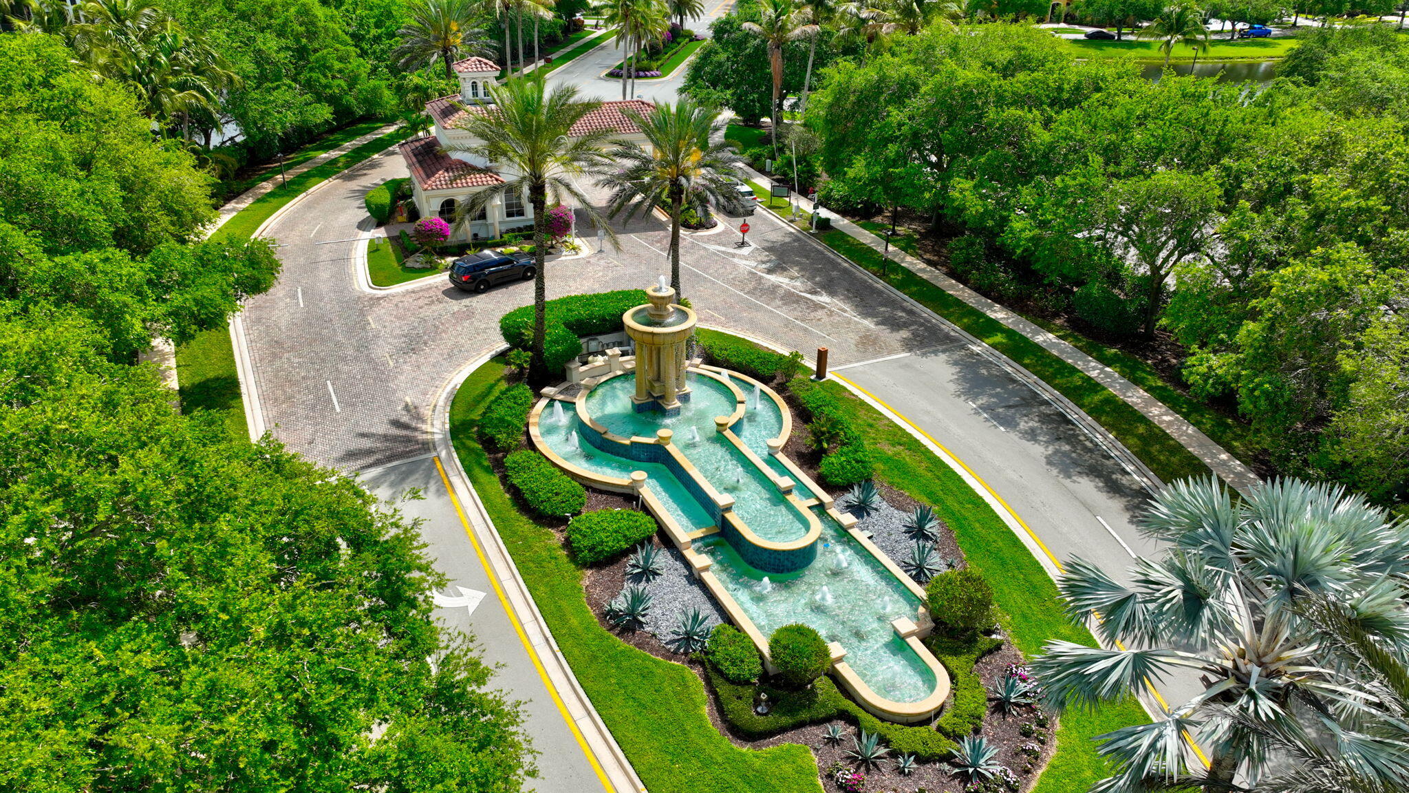 17728 Villa Club Way