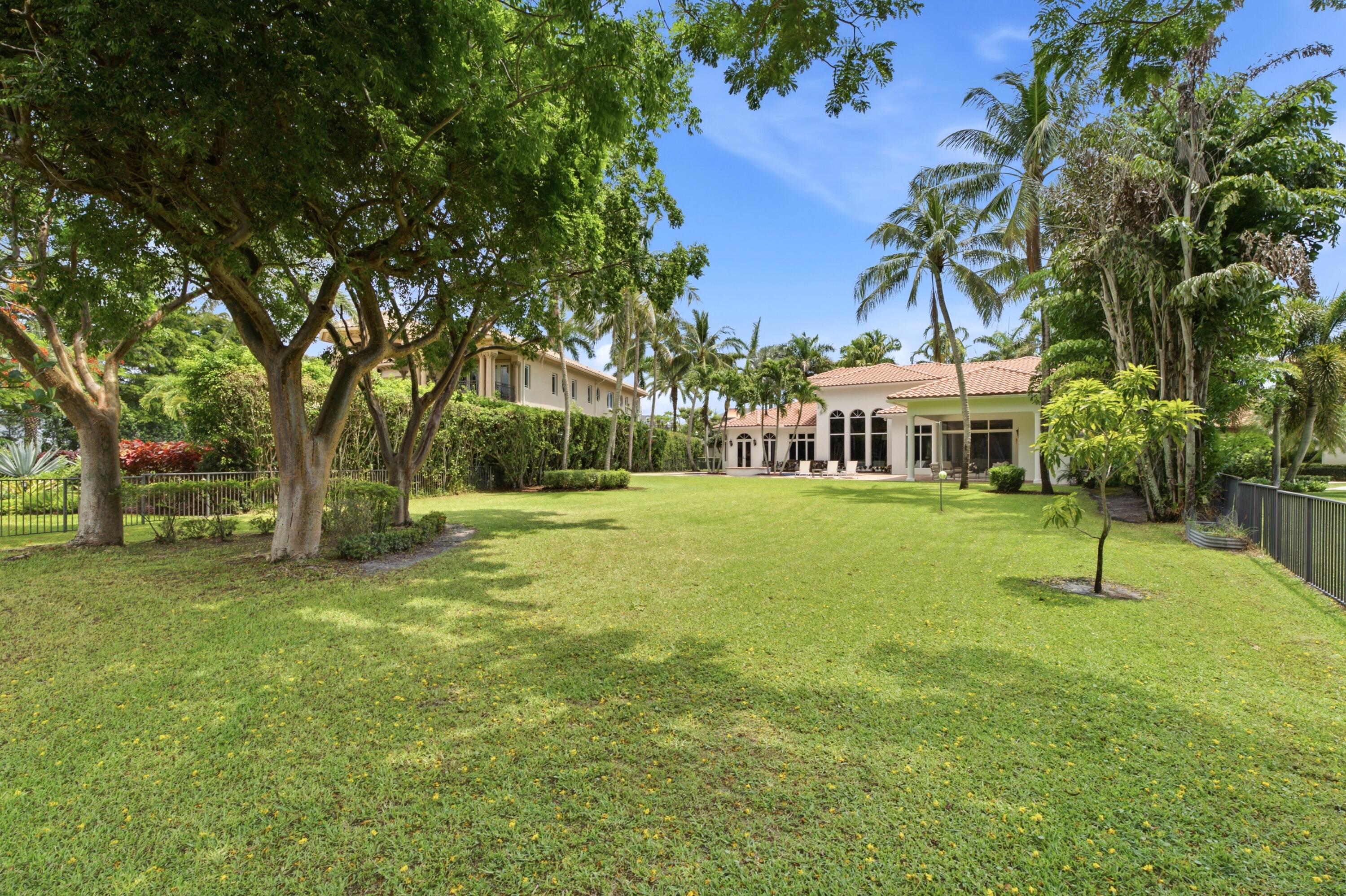 17165 Ave Le Rivage