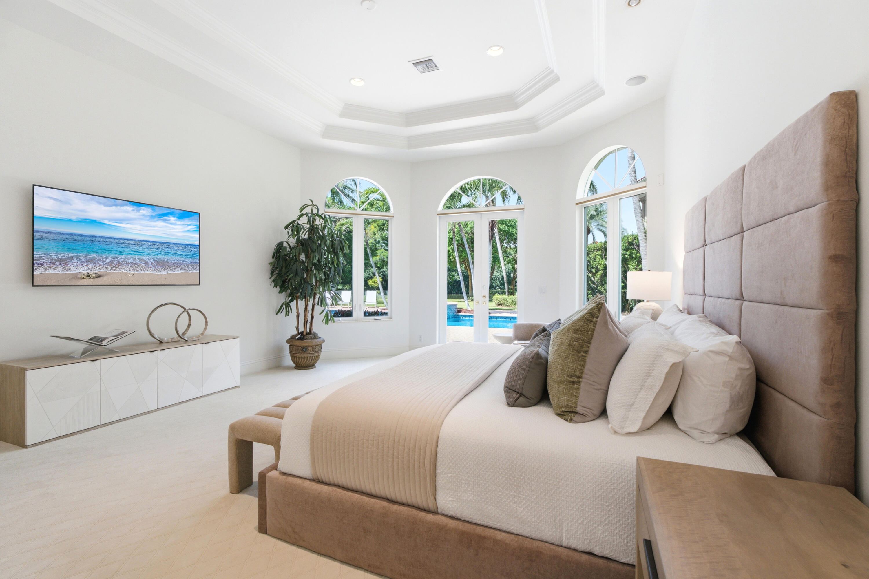 17165 Ave Le Rivage