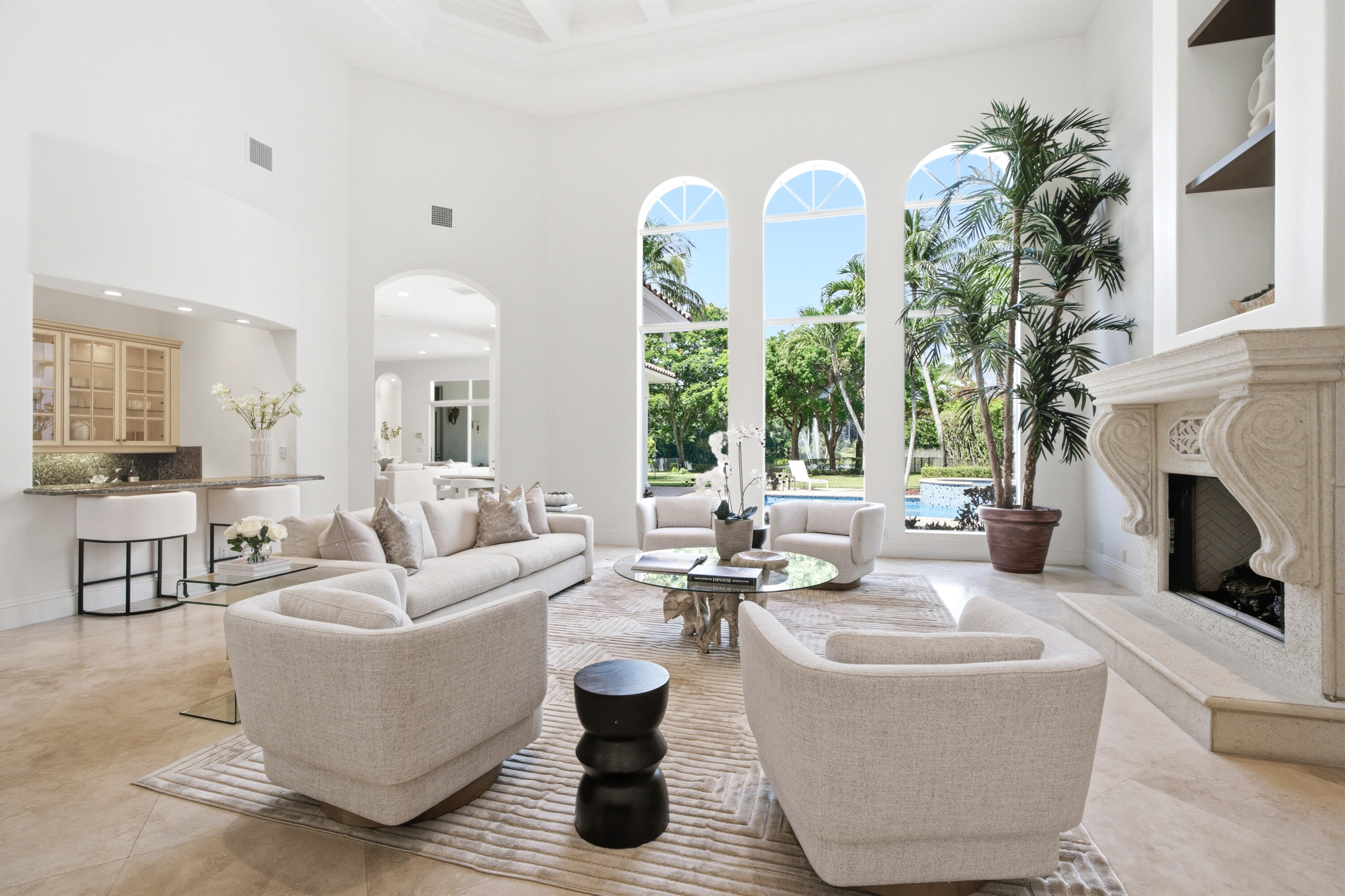 17165 Ave Le Rivage