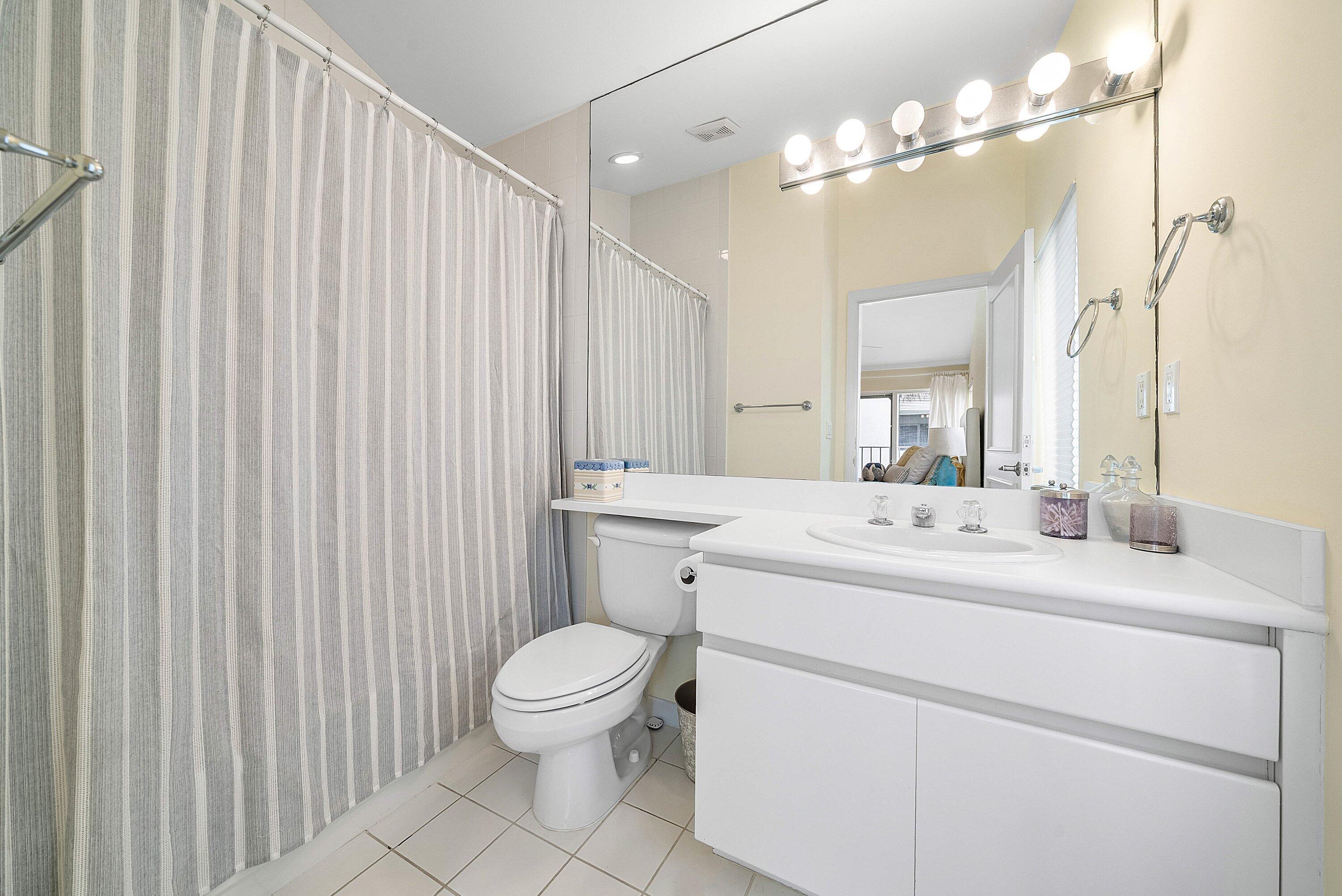 2115 S Ocean Boulevard 14