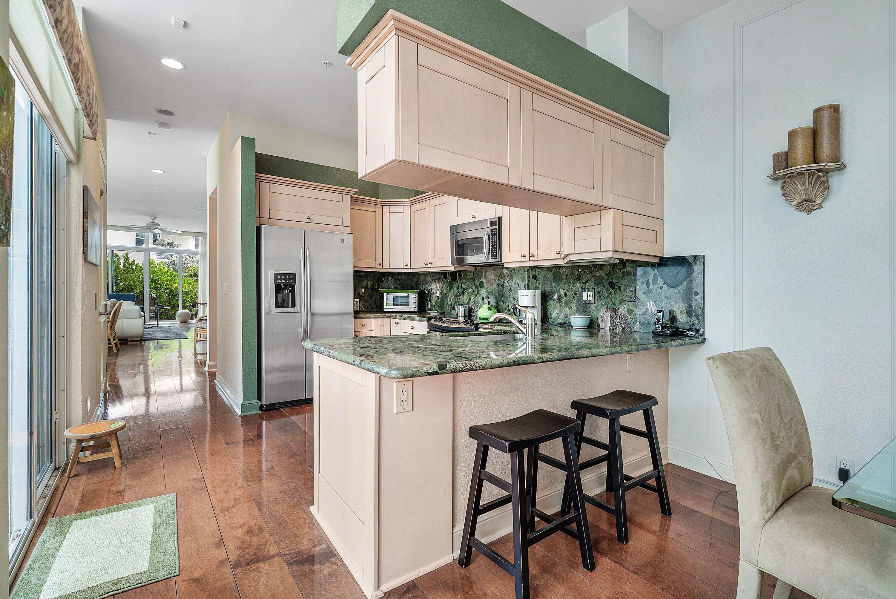 2115 S Ocean Boulevard 14