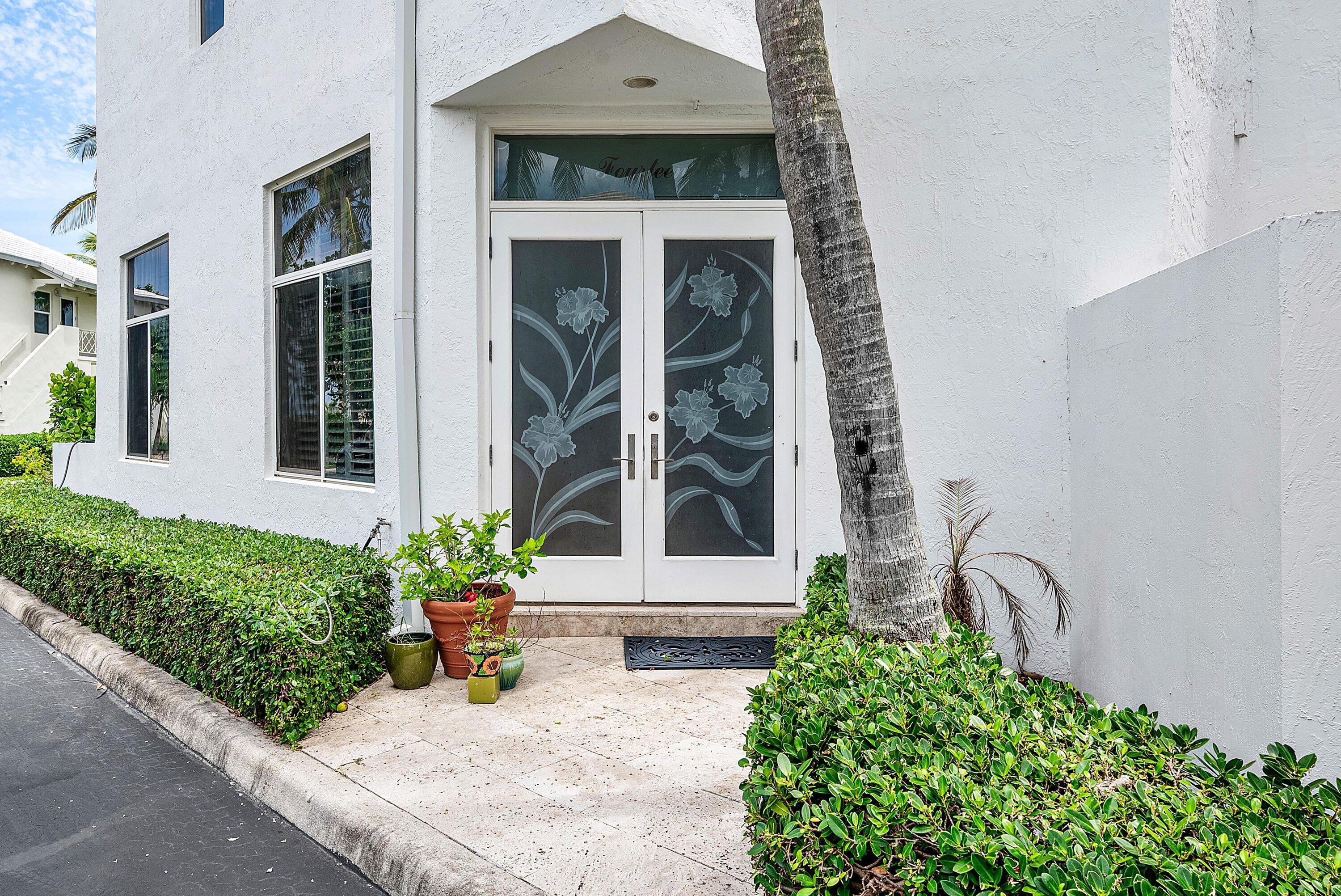 2115 S Ocean Boulevard 14