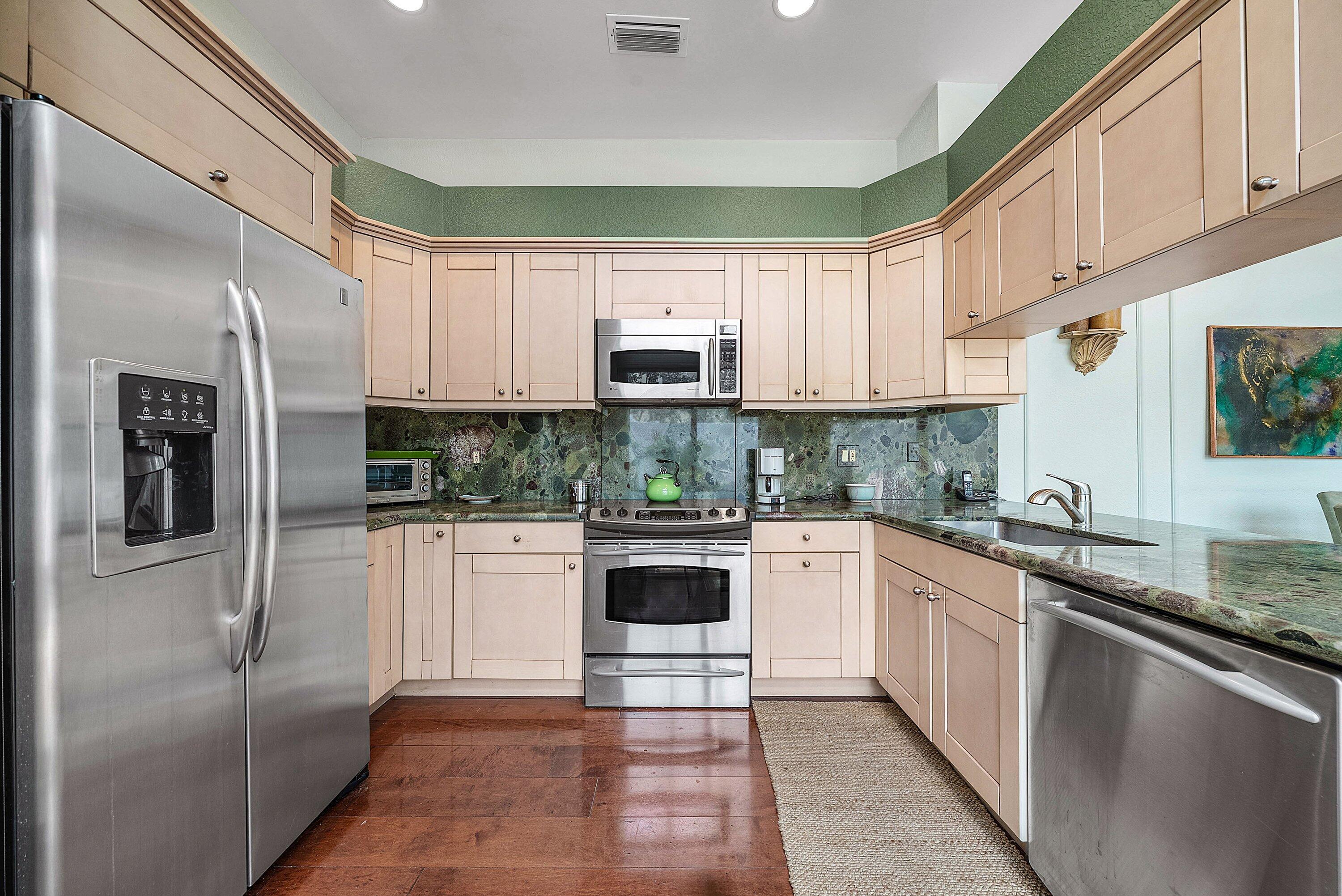 2115 S Ocean Boulevard 14