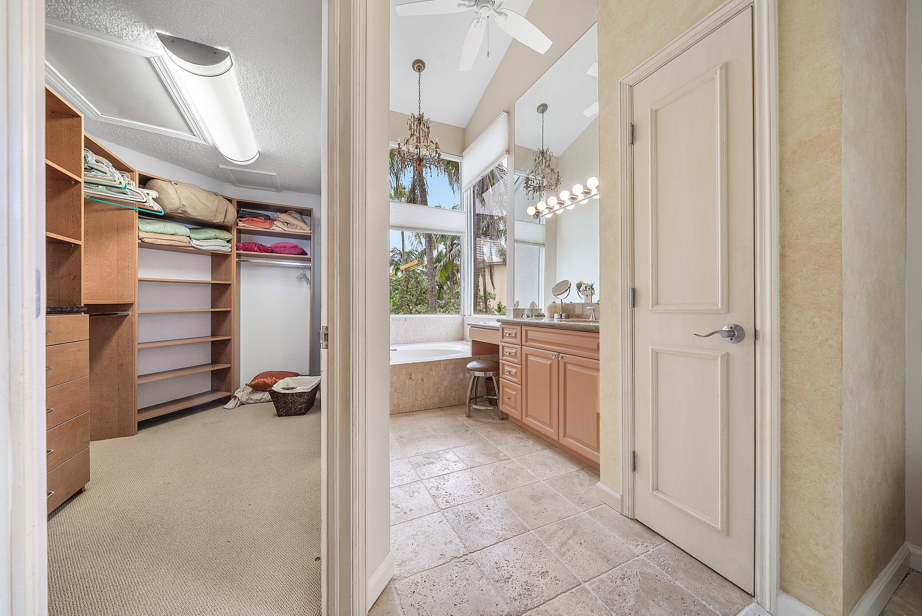 2115 S Ocean Boulevard 14