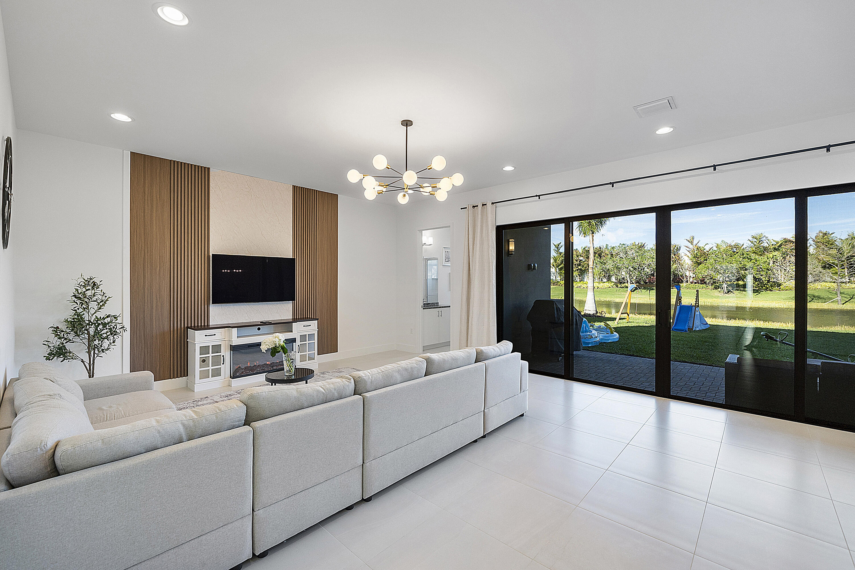20296 Somerset Hills Drive