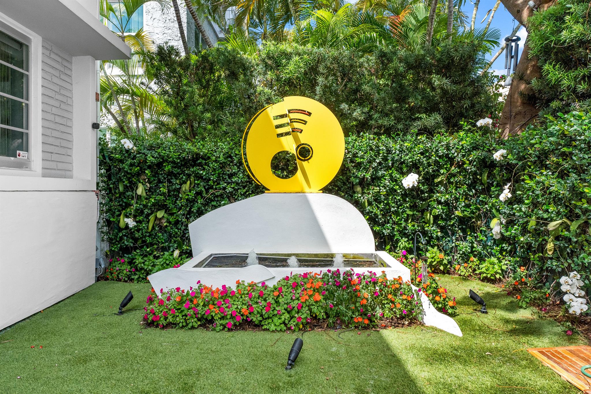 1616 Michigan Avenue 1