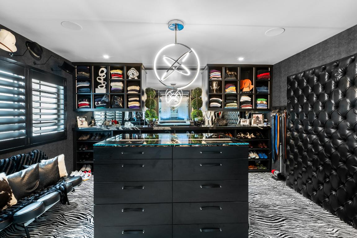 1616 Michigan Avenue 1