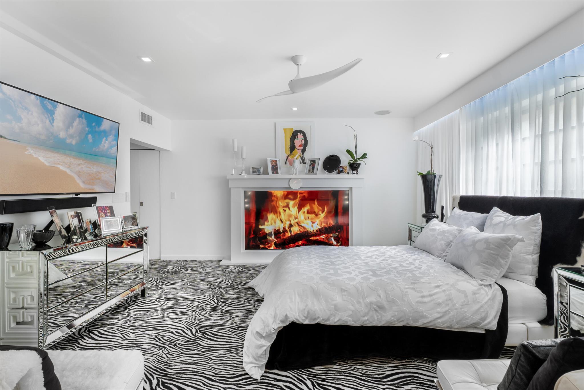 1616 Michigan Avenue 1