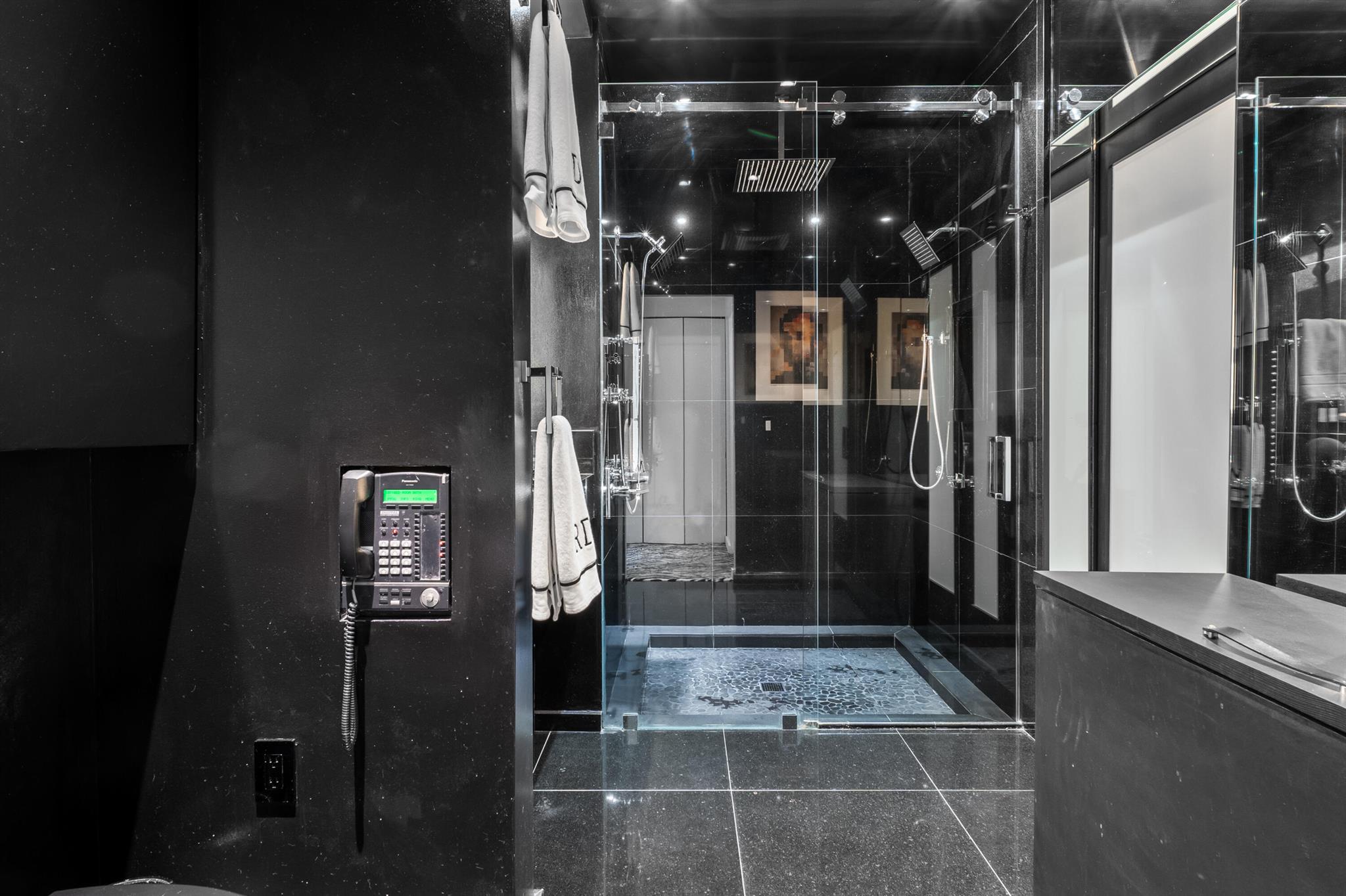 1616 Michigan Avenue 1