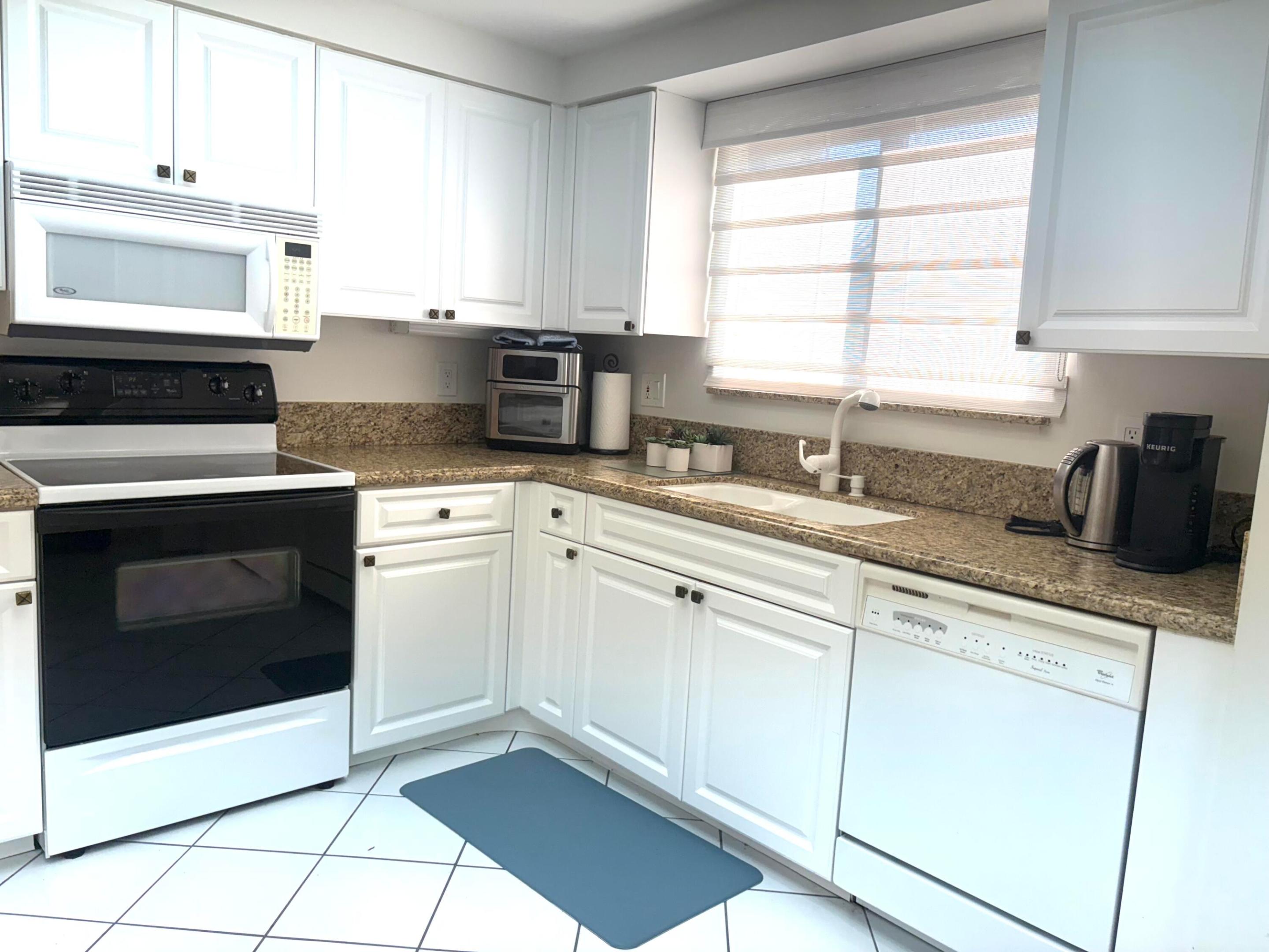 15654 Loch Maree Lane 6402