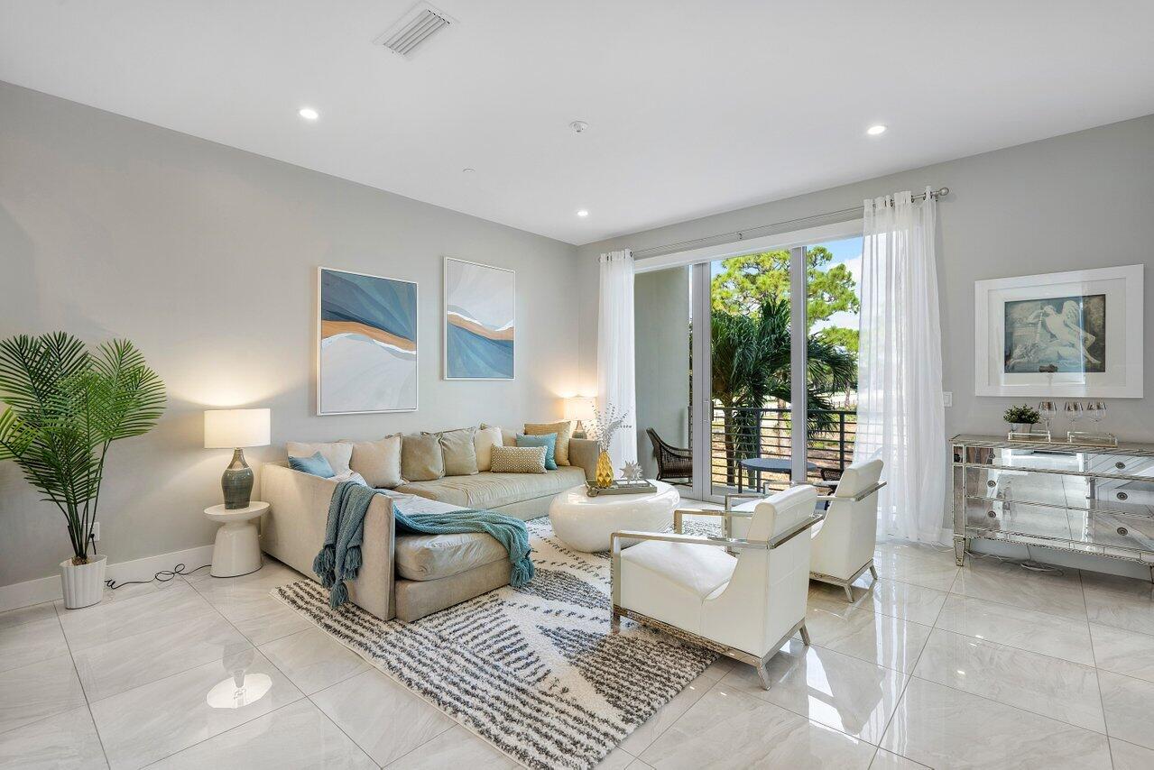 1841 NW 42nd Drive