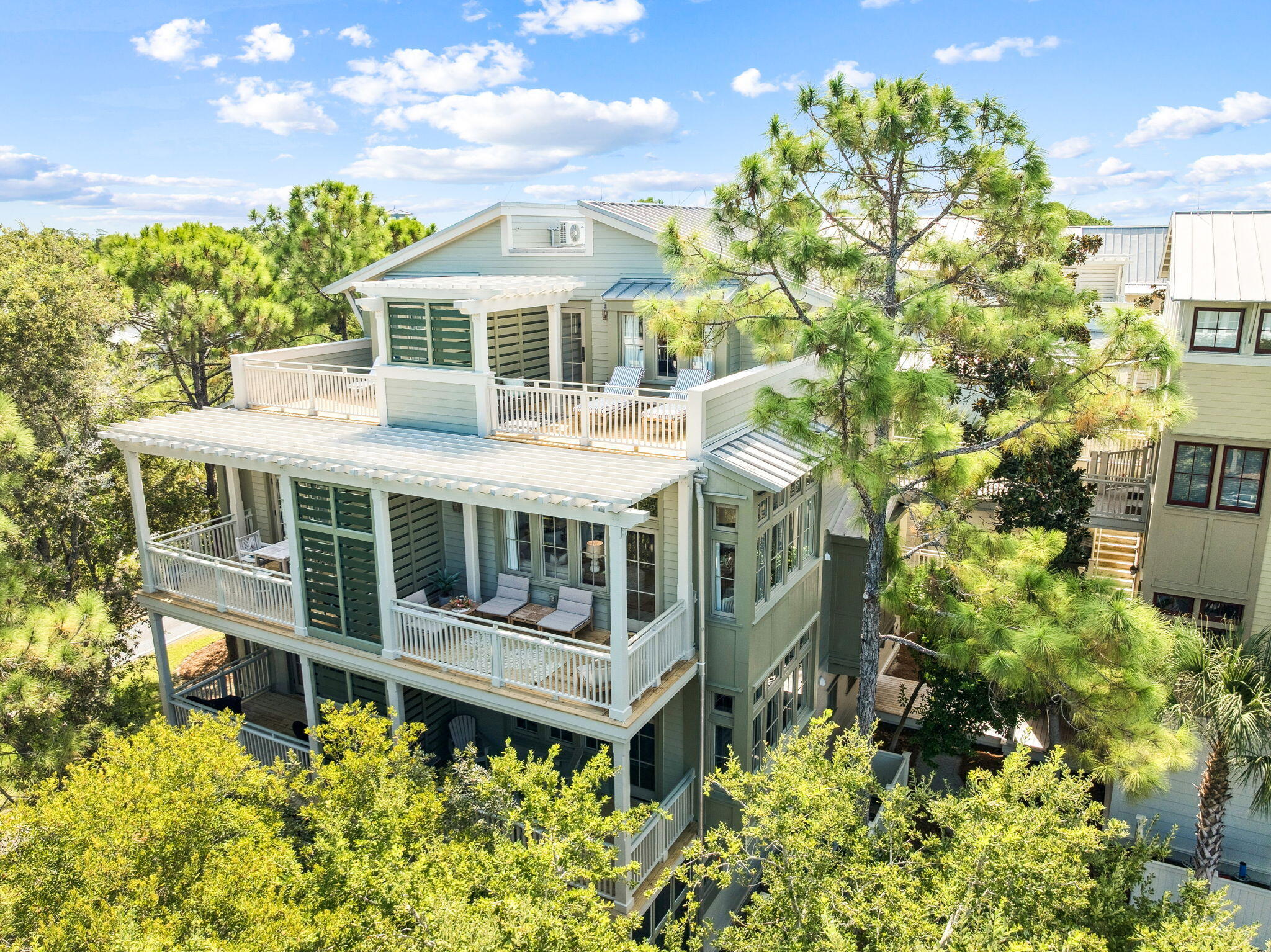 1640 E County Highway 30A, UNIT 302