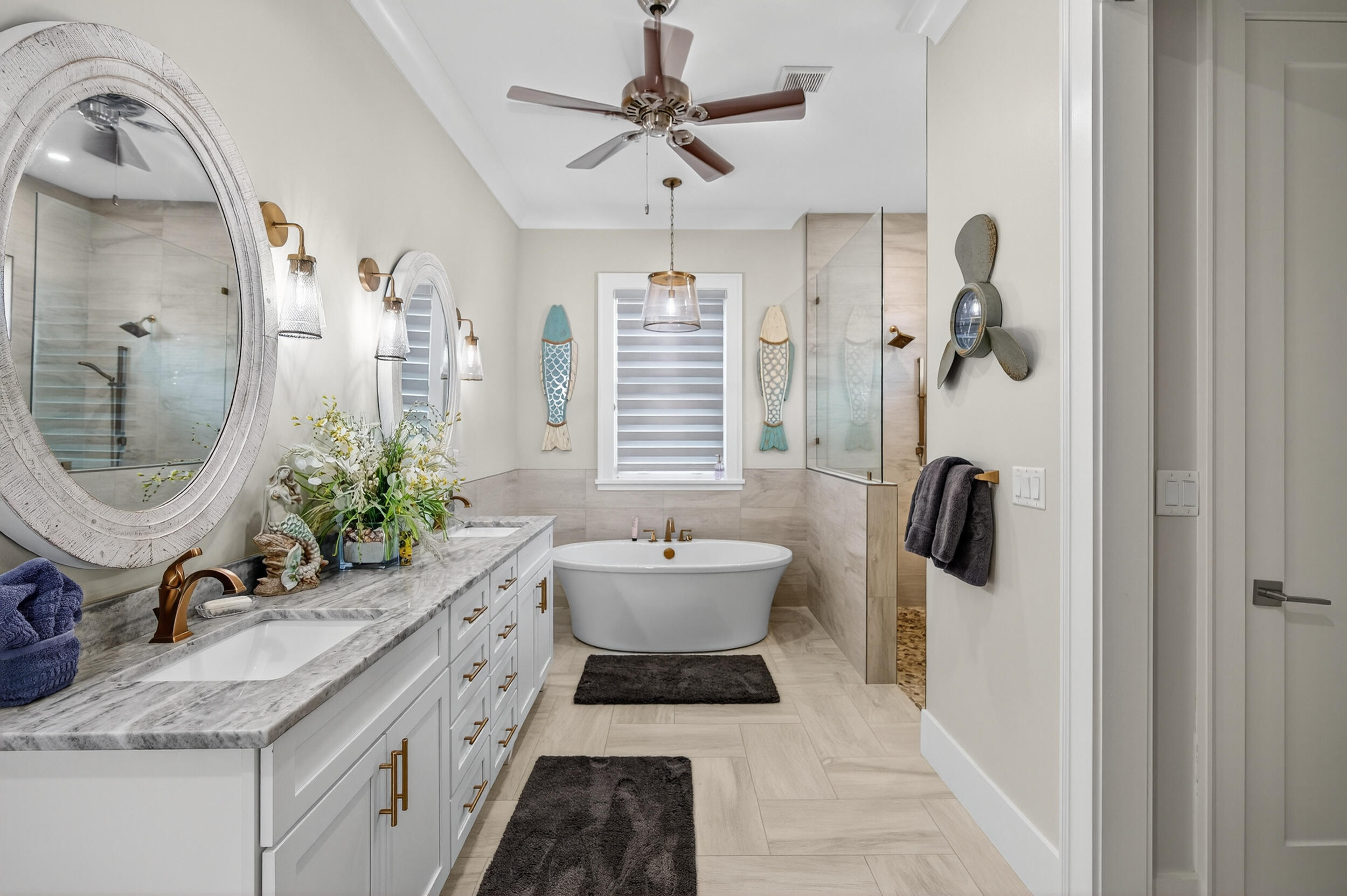 901 Peacocks Point Drive