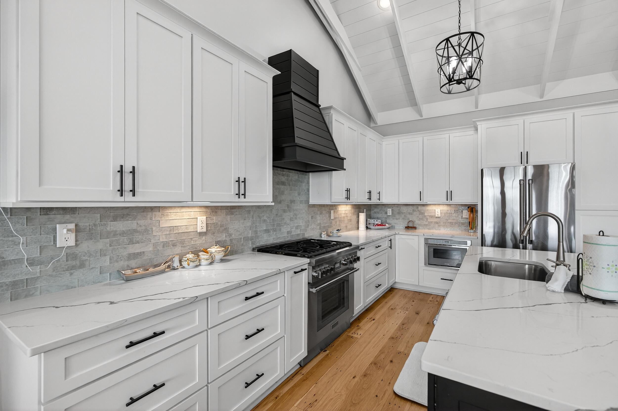 901 Peacocks Point Drive