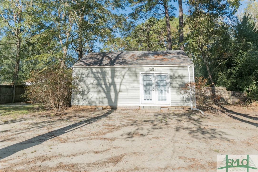 122 Edgewater Drive