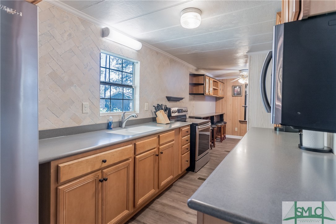 122 Edgewater Drive
