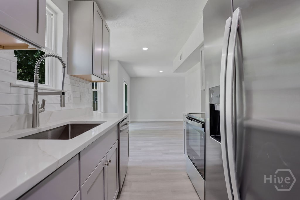2204 Beaumont Drive