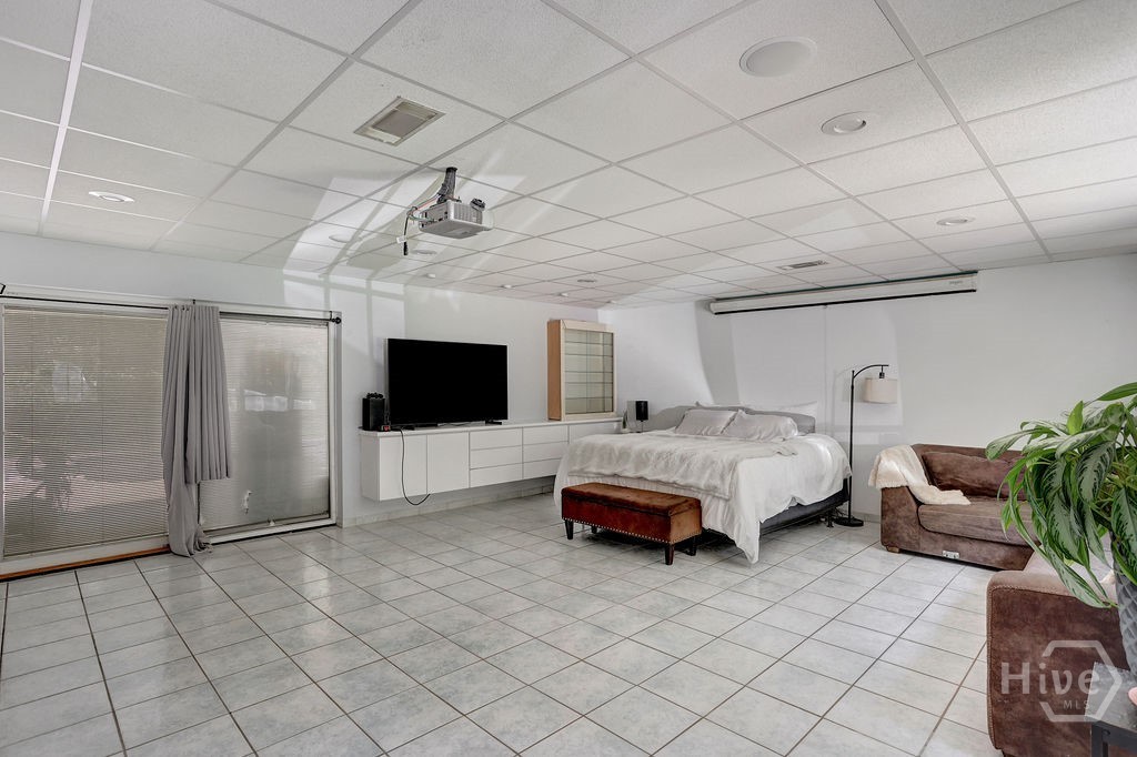 517 Pleasant Point Road