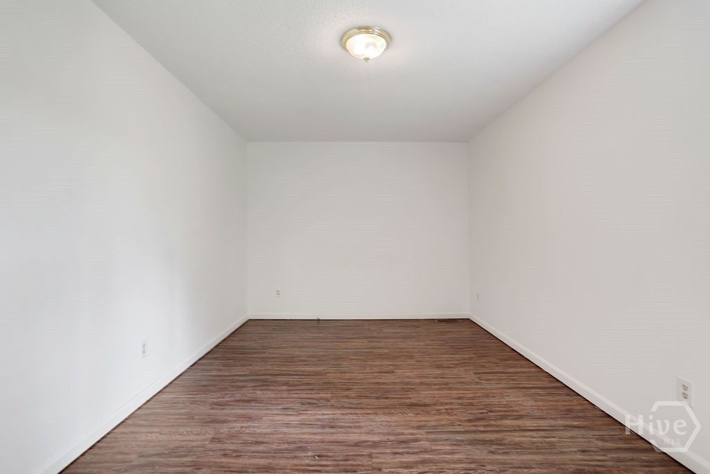 517 Pleasant Point Road