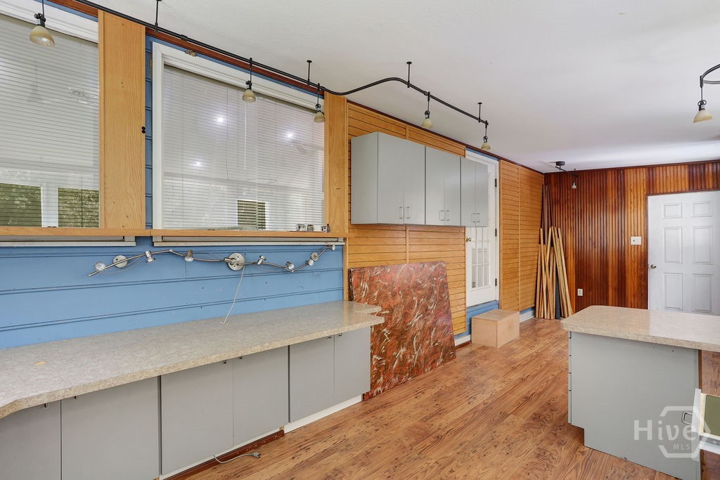 517 Pleasant Point Road