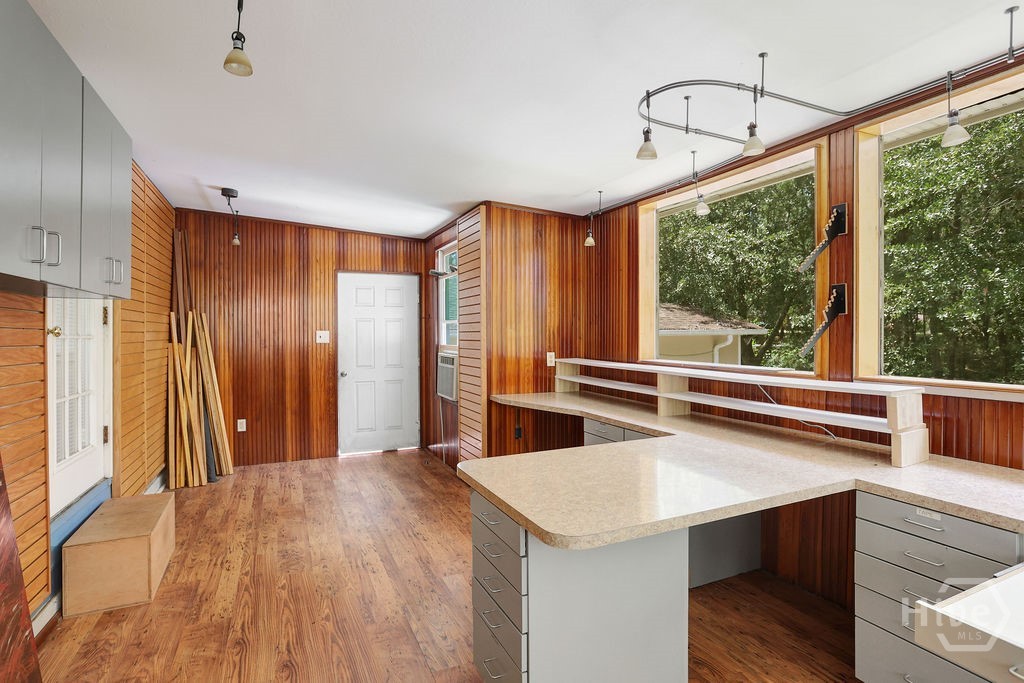 517 Pleasant Point Road