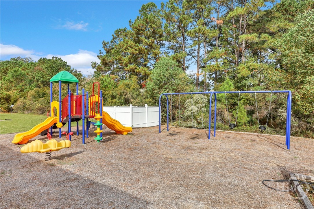 463 Governor Treutlen Circle