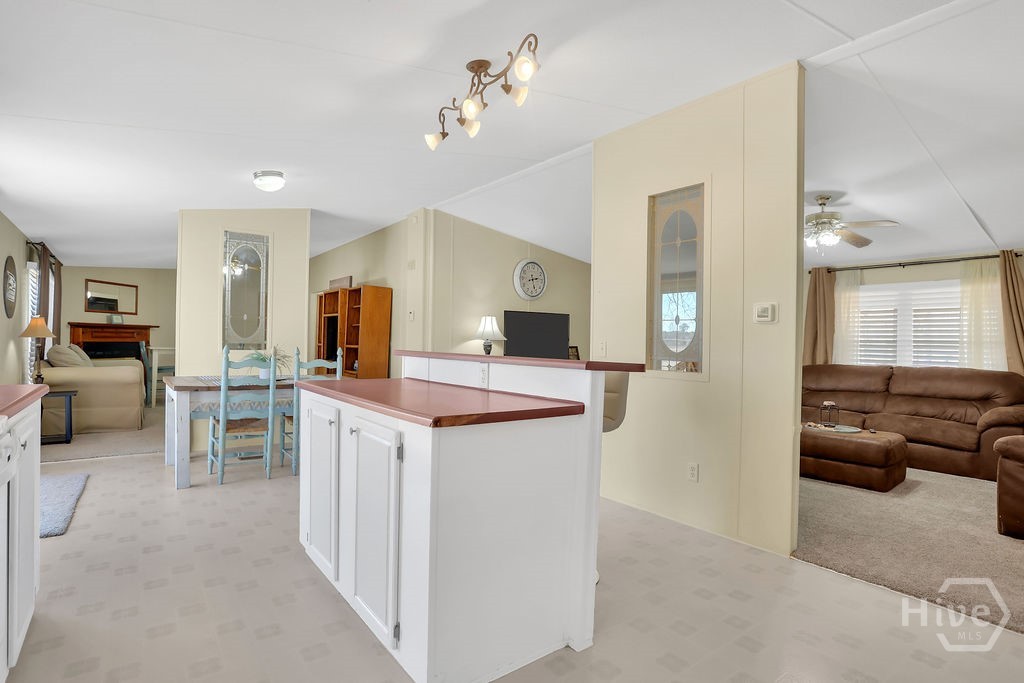 1775 Stoopto Road